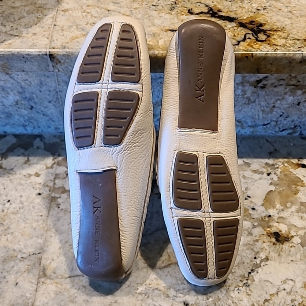 ANNE Klein Cultures white leather turquoise decor Moccasins. sz.8M (#1074) - Picture 11 of 15